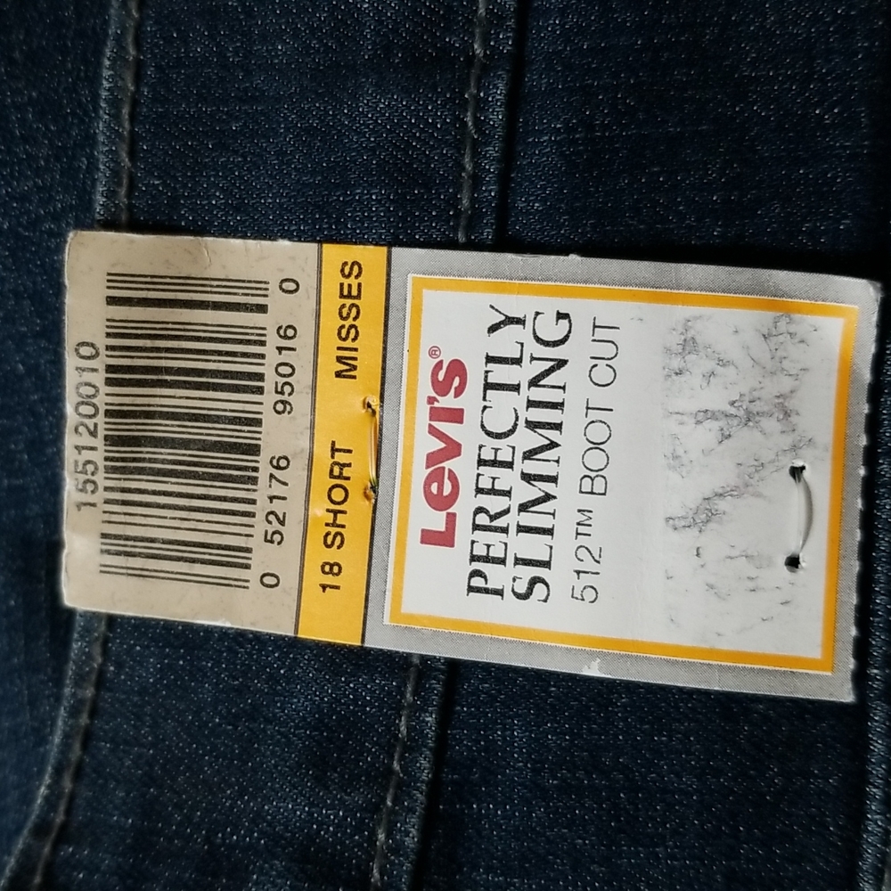 LEVIS Jeans - Picture 6 of 6